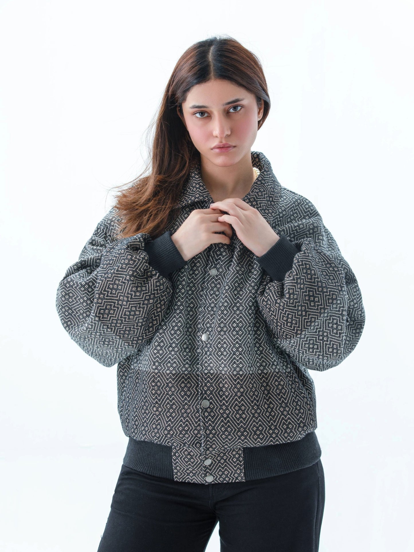 قاذفة نسج الشطرنج القبلي