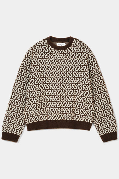 سترة بنمط متكرر مميز