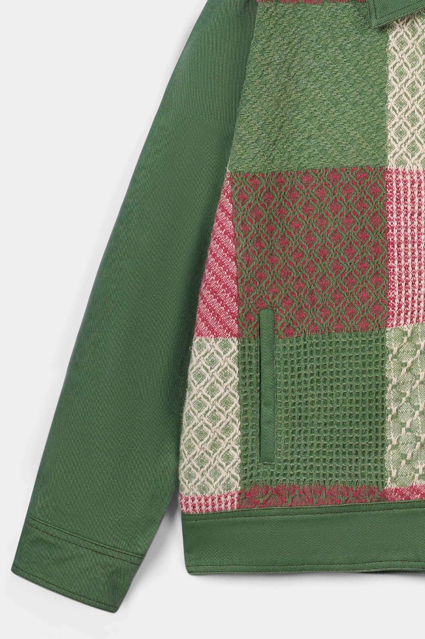 جاكيت رالي جينز مرقع