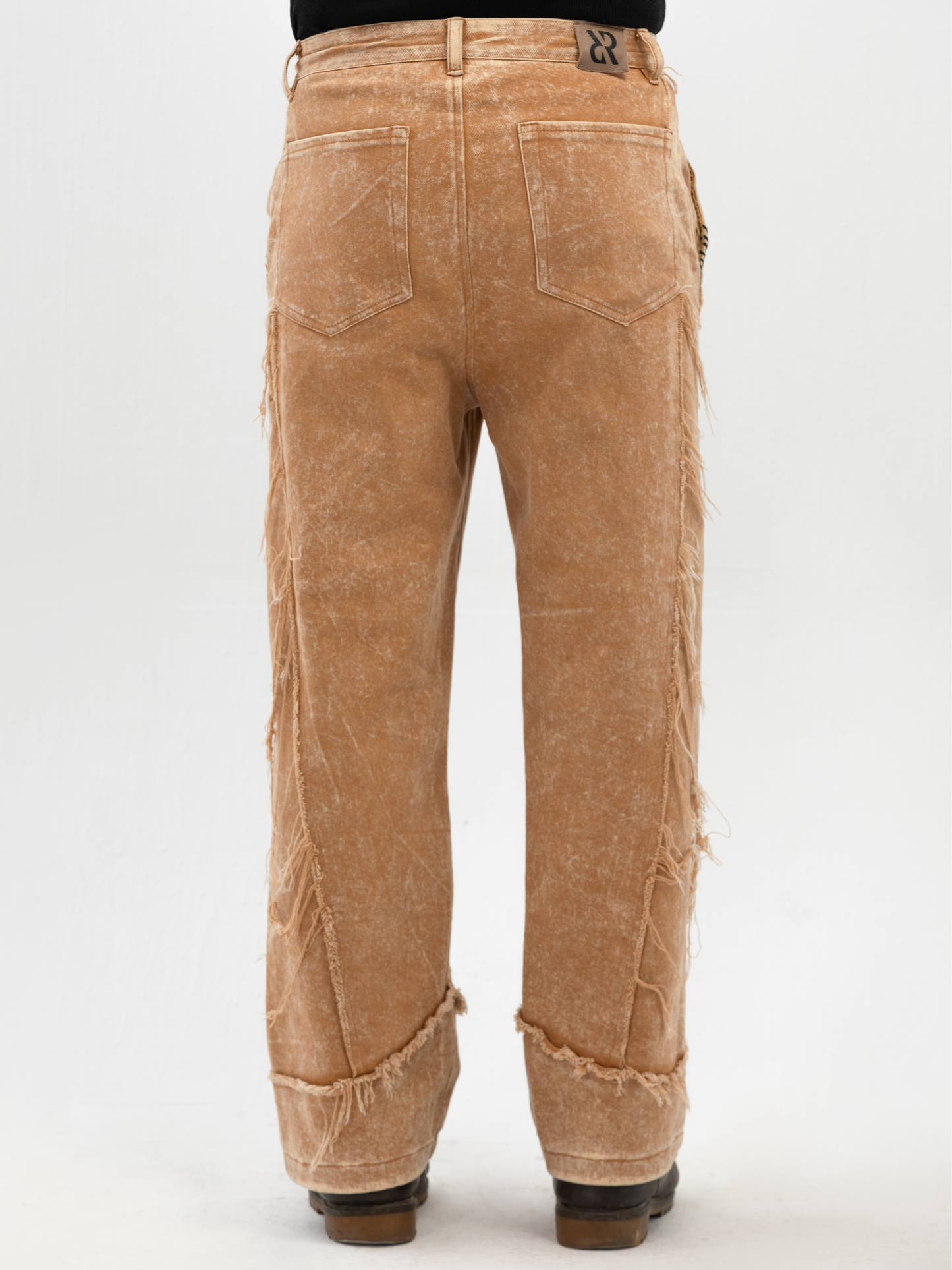 بنطال جينز شاتر بلون الخردل