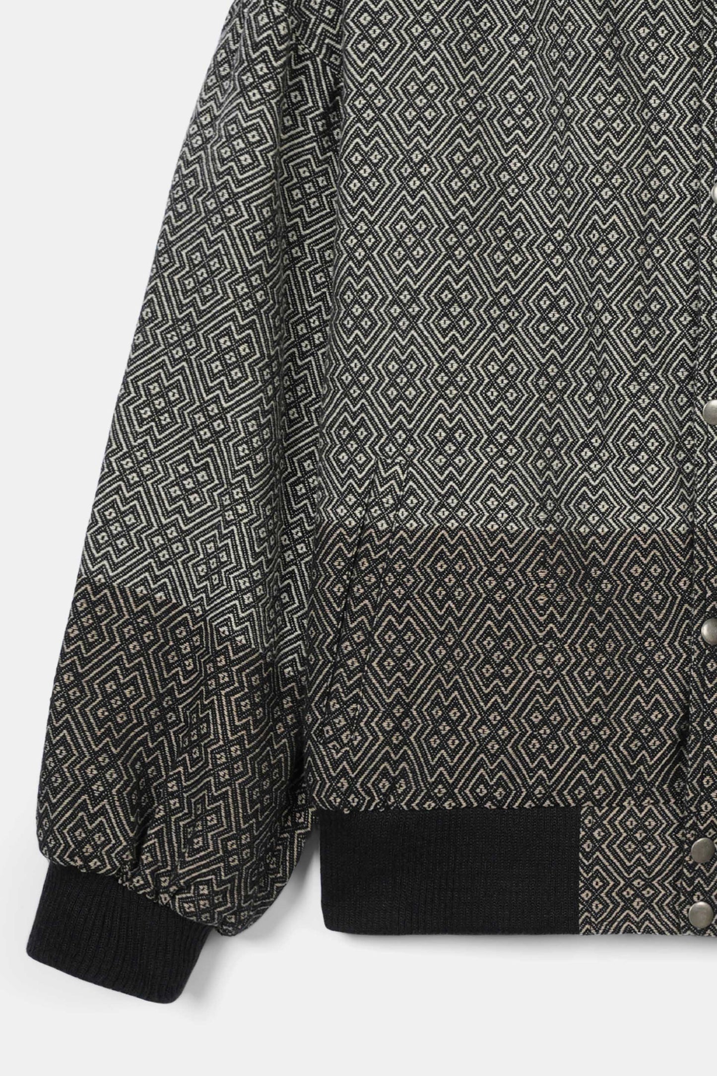 قاذفة نسج الشطرنج القبلي