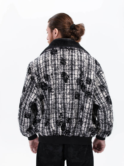 جاكيت جاكار فاخر من بتلات سوداء