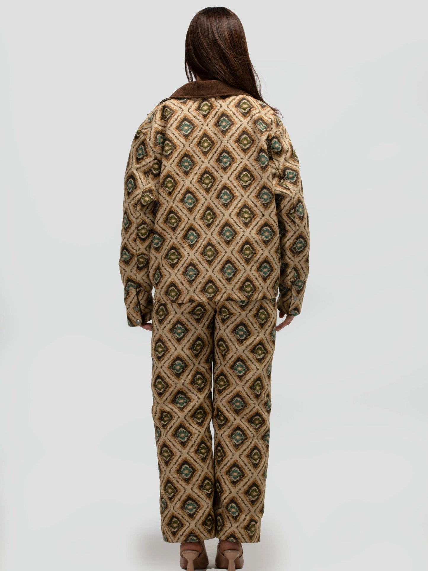 سترة منسوجة من الماس الفاخر